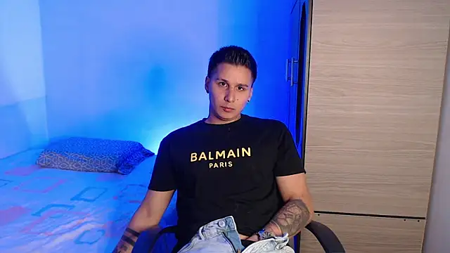 Snapshot of valentinosex1 chatting on 20, 12, 2025 valentinosex1 online show from 20, 12, 2025