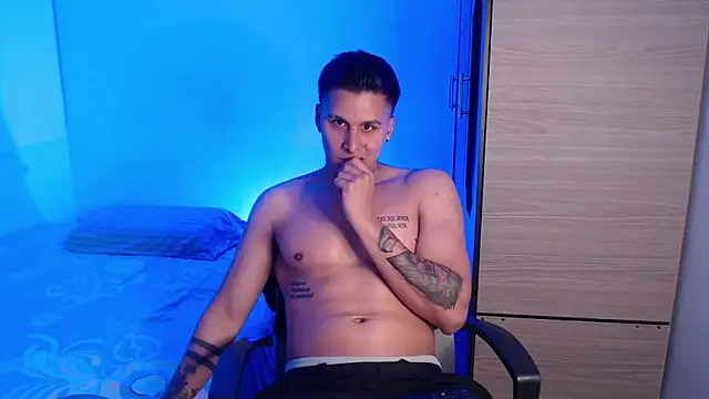 Snapshot of valentinosex1 chatting on 14, 1, 2026 valentinosex1 online show from 14, 1, 2026