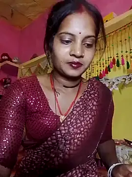 Snapshot of Hot_bbbb chatting on 7, 4, 2026 Hot bbbb online show from 7, 4, 2026