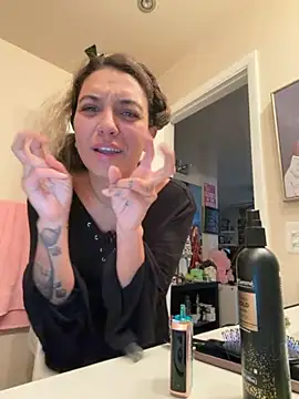 Snapshot of Chicagobabe chatting on 21, 11, 2025 Chicagobabe online show from 21, 11, 2025