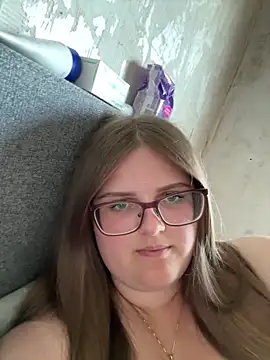Snapshot of CurvyPaar2 chatting on 8, 5, 2026 CurvyPaar2 online show from 8, 5, 2026