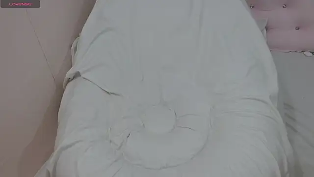 Alina MissAsian online show from 28, 10, 2025