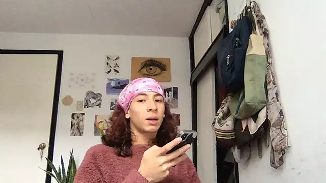 Snapshot of camille_delrey chatting on 6, 4, 2026 camille delrey online show from 6, 4, 2026