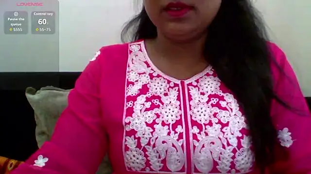 cute girl007 online show from 15, 10, 2025