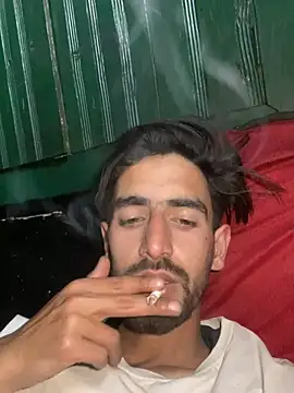 Snapshot of lyath3245 chatting on 15, 4, 2026 lyath3245 online show from 15, 4, 2026