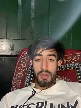 Snapshot of lyath3245 chatting on 18, 4, 2026 lyath3245 online show from 18, 4, 2026