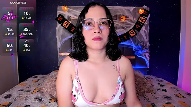 SweetAnya01 online show from 8, 10, 2025