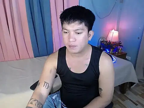 Snapshot of Fuckboii_intown chatting on 6, 7, 2026 Fuckboii intown online show from 6, 7, 2026