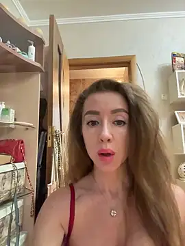 Snapshot of MarinaDiva11_74 chatting on 12, 6, 2026 MarinaDiva11 74 online show from 12, 6, 2026