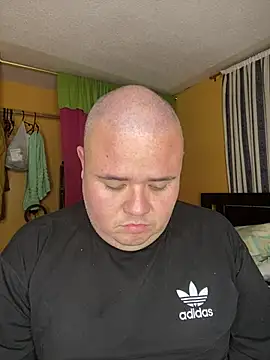 Snapshot of Chimbo-1996 chatting on 12, 4, 2026 Chimbo-1996 online show from 12, 4, 2026