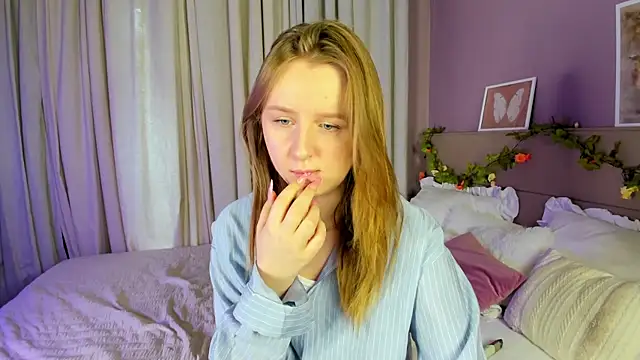 Snapshot of Rina_Panic chatting on 20, 5, 2026 Rina Panic online show from 20, 5, 2026