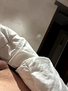 Snapshot of elcalabacin chatting on 19, 10, 2025 elcalabacin online show from 19, 10, 2025