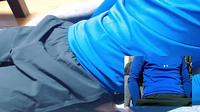 Snapshot of Yasu2000 chatting on 11, 4, 2026 Yasu2000 online show from 11, 4, 2026