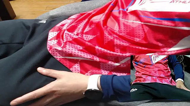 Snapshot of Yasu2000 chatting on 21, 4, 2026 Yasu2000 online show from 21, 4, 2026