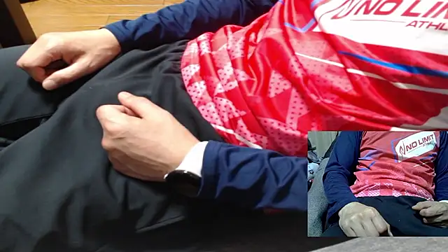 Snapshot of Yasu2000 chatting on 21, 4, 2026 Yasu2000 online show from 21, 4, 2026