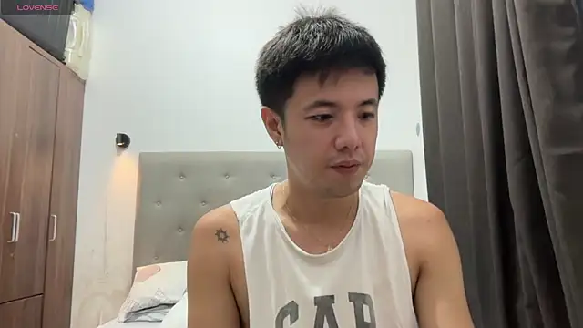 Snapshot of Addictiveboi chatting on 7, 6, 2026 Addictiveboi online show from 7, 6, 2026