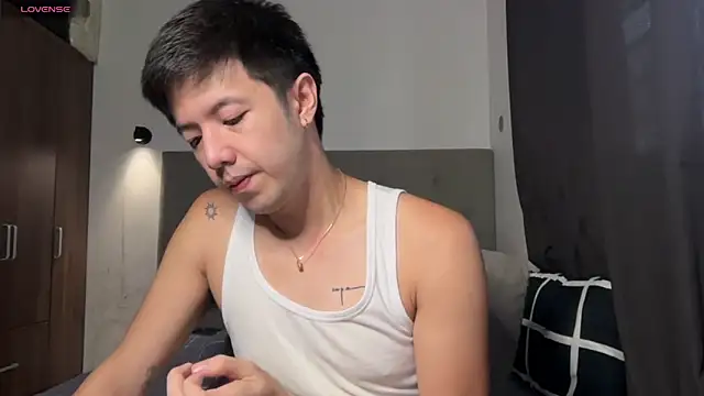Snapshot of Addictiveboi chatting on 17, 6, 2026 Addictiveboi online show from 17, 6, 2026