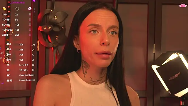 Snapshot of livia_starwars chatting on 15, 10, 2025 livia starwars online show from 15, 10, 2025