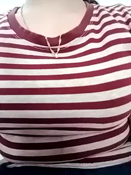 Loveuuu 23 online show from 20, 10, 2025