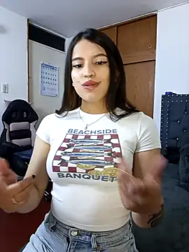 Snapshot of asumi_18 chatting on 24, 2, 2026 asumi 18 online show from 24, 2, 2026