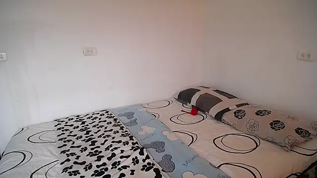 Candy Grey28 online show from 29, 9, 2025