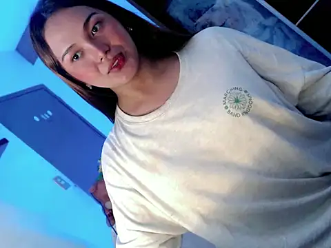 Snapshot of Sweet_angelinax chatting on 1, 12, 2025 Sweet angelinax online show from 1, 12, 2025