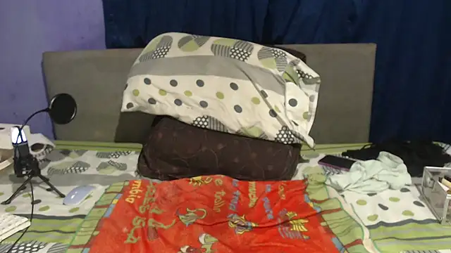 Charlot suny dirty online show from 12, 4, 2026