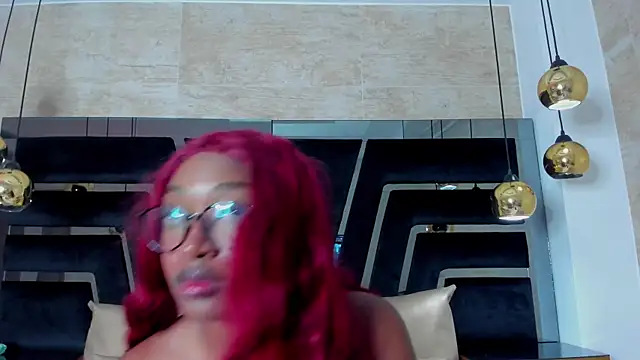 Snapshot of YallianaBrooks chatting on 5, 5, 2026 YallianaBrooks online show from 5, 5, 2026