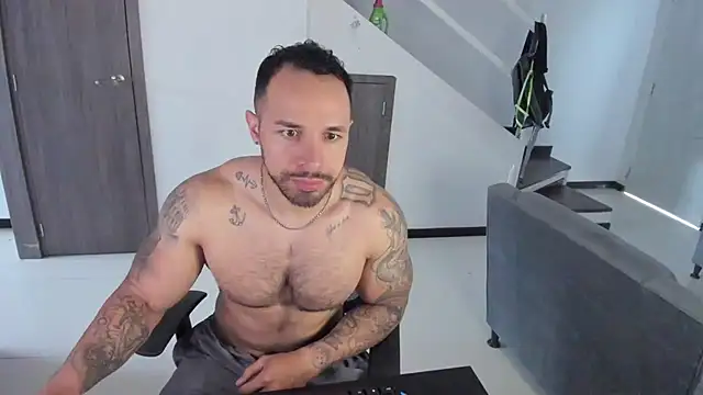 Snapshot of mason_fit chatting on 5, 6, 2026 mason fit online show from 5, 6, 2026