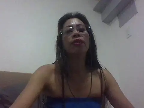 Snapshot of Mayumie05 chatting on 7, 5, 2026 Mayumie05 online show from 7, 5, 2026