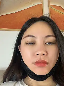 Snapshot of zhizhinaigai chatting on 12, 5, 2026 zhizhinaigai online show from 12, 5, 2026
