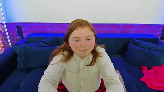 KattyRose8 online show from 28, 11, 2025