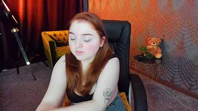 Snapshot of KattyRose8 chatting on 8, 5, 2026 KattyRose8 online show from 8, 5, 2026