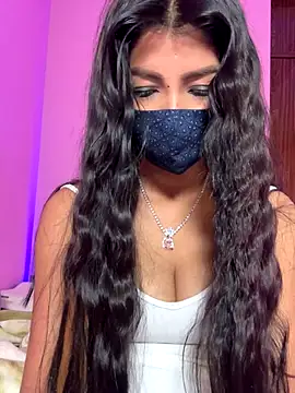 Neha18 online show from 3, 12, 2025