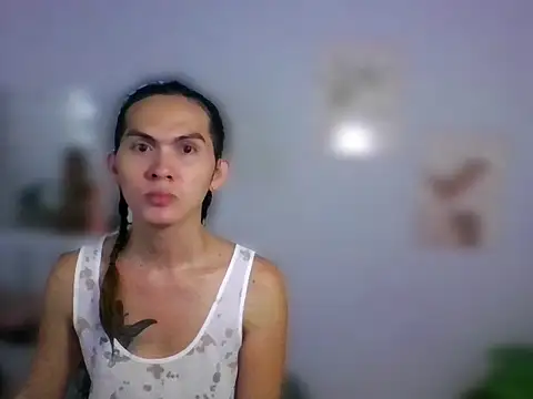 Snapshot of Pinkyweb_03 chatting on 3, 4, 2026 Pinkyweb 03 online show from 3, 4, 2026