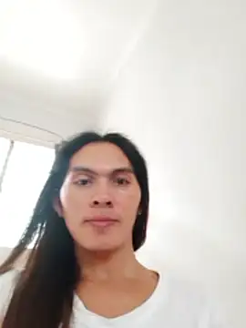 Snapshot of Pinkyweb_03 chatting on 11, 4, 2026 Pinkyweb 03 online show from 11, 4, 2026