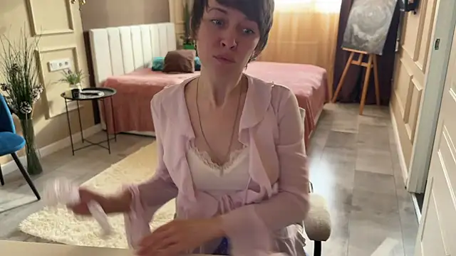 Snapshot of daniellia_ chatting on 19, 4, 2026 daniellia online show from 19, 4, 2026