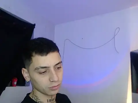 Snapshot of xalejo_max chatting on 12, 11, 2025 xalejo max online show from 12, 11, 2025