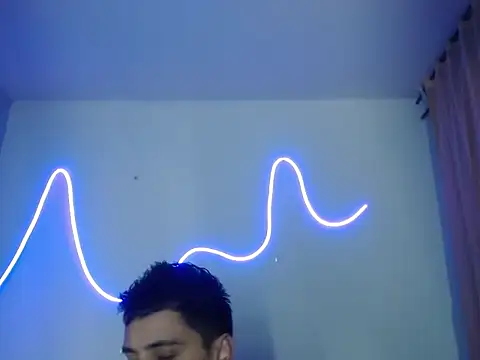 Snapshot of xalejo_max chatting on 28, 11, 2025 xalejo max online show from 28, 11, 2025