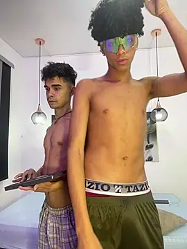 Violet Dream2 online show from 16, 3, 2026