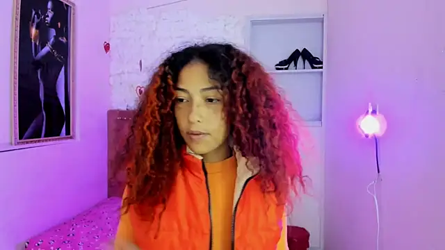 candela ruiz online show from 18, 9, 2025