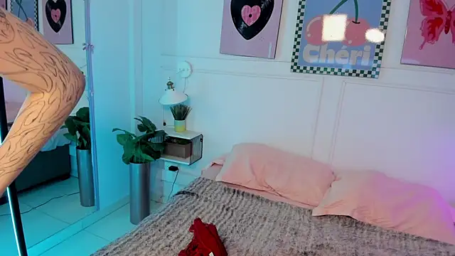 Snapshot of Zoe_Lynch_ chatting on 10, 4, 2026 Zoe Lynch online show from 10, 4, 2026