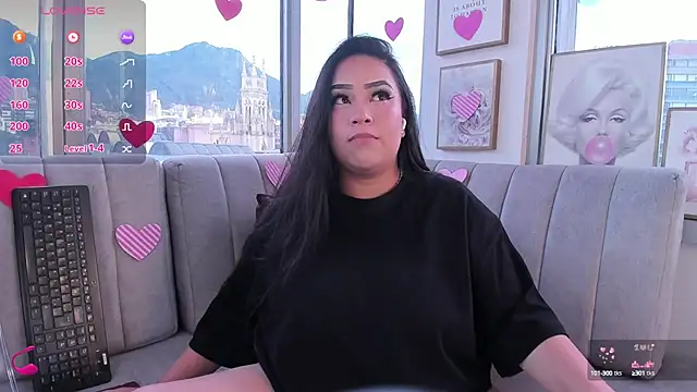 Snapshot of Zoey_thompson chatting on 8, 9, 2025 Zoey thompson online show from 8, 9, 2025