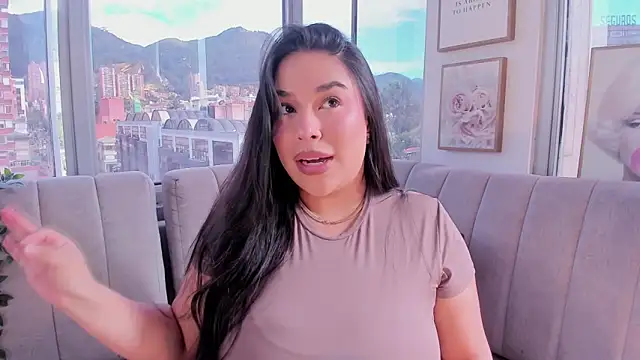 Snapshot of Zoey_thompson chatting on 19, 9, 2025 Zoey thompson online show from 19, 9, 2025