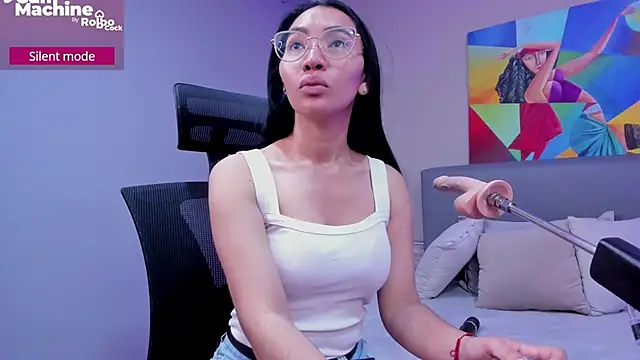 lucyy liiuu online show from 29, 9, 2025