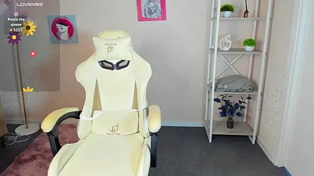 Snapshot of R0cket_bunny chatting on 12, 9, 2025 R0cket bunny online show from 12, 9, 2025