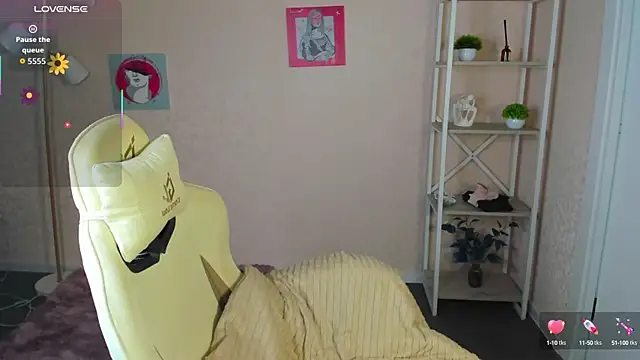 Snapshot of R0cket_bunny chatting on 19, 9, 2025 R0cket bunny online show from 19, 9, 2025