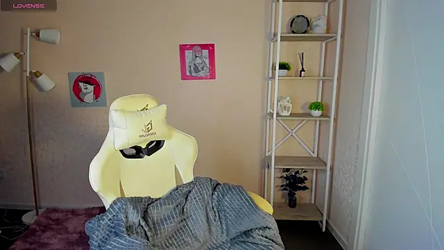 Snapshot of R0cket_bunny chatting on 25, 9, 2025 R0cket bunny online show from 25, 9, 2025