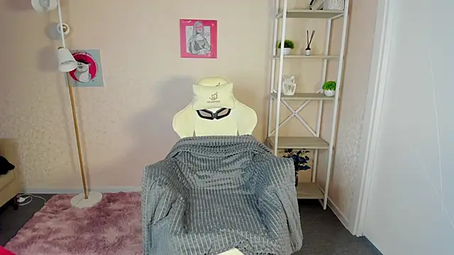 Snapshot of R0cket_bunny chatting on 7, 10, 2025 R0cket bunny online show from 7, 10, 2025