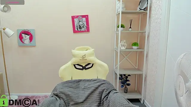 Snapshot of R0cket_bunny chatting on 15, 10, 2025 R0cket bunny online show from 15, 10, 2025